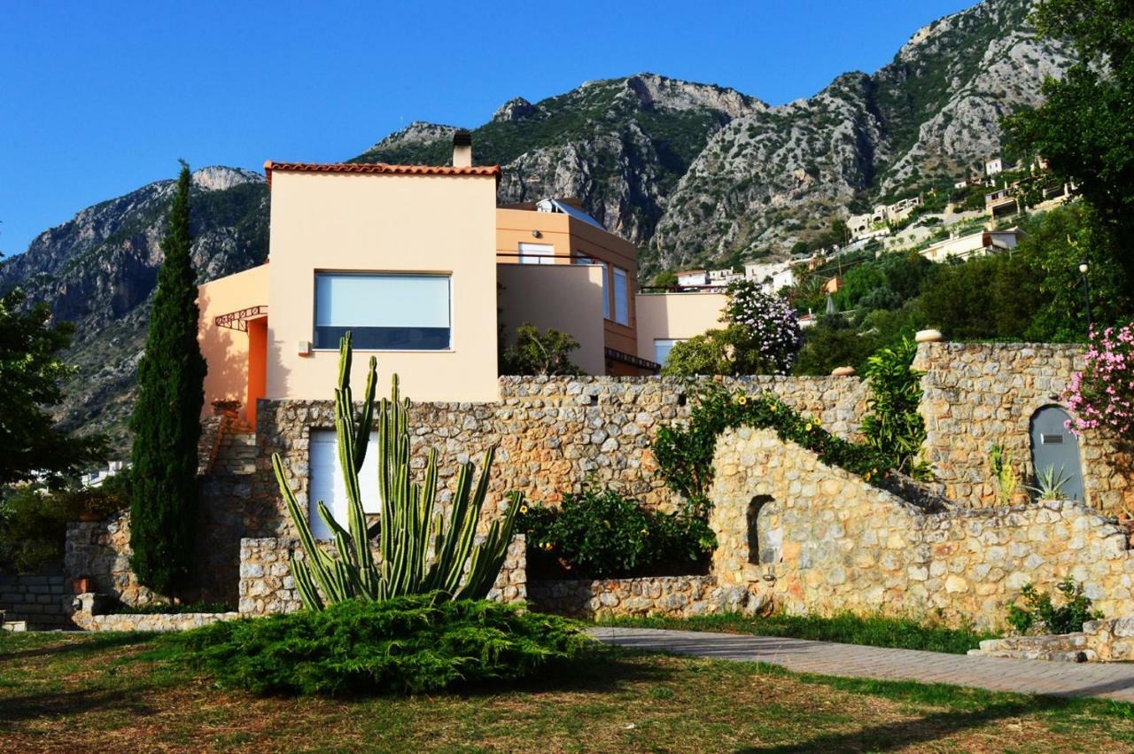 Apartamento Aloe Meli Kalamata Exterior foto